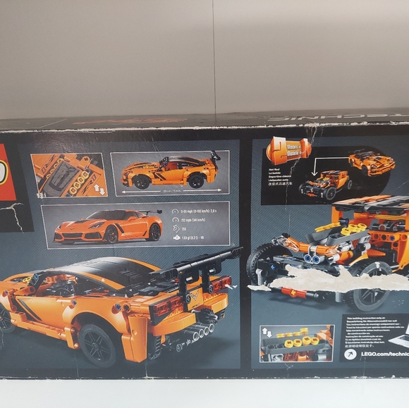 Lego Technic Chevrolet Corvette Set - Picture 2 of 2